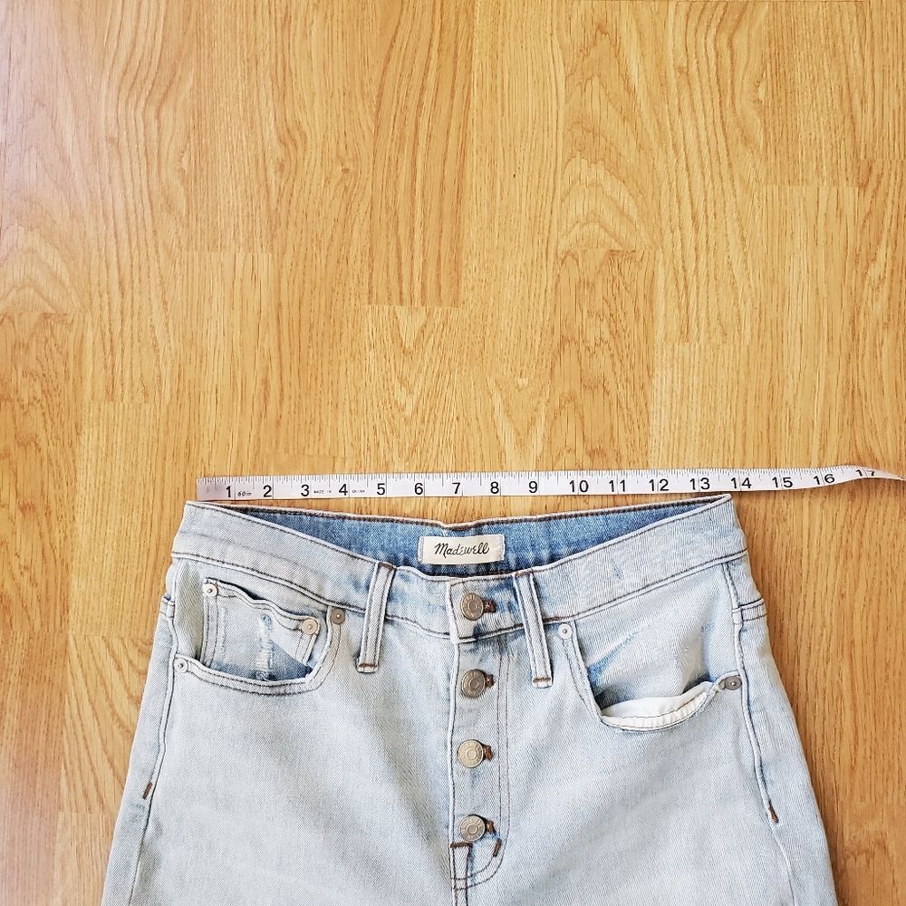 🔆 MADEWELL 🔆 The High-Rise Slim Button Front Boyfriend Jean - [size 27x26] - Picture 9 of 14